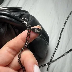 【Yohji Yamamoto】Clasp drape pouch Clasp drape pouch – THE SHOP YOHJI YAMAMOTO